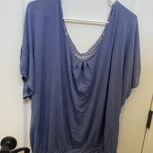 Venus womens top Sz XL